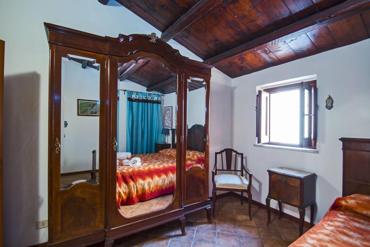 Casa Ifigenia Villa Чефалу Екстериор снимка